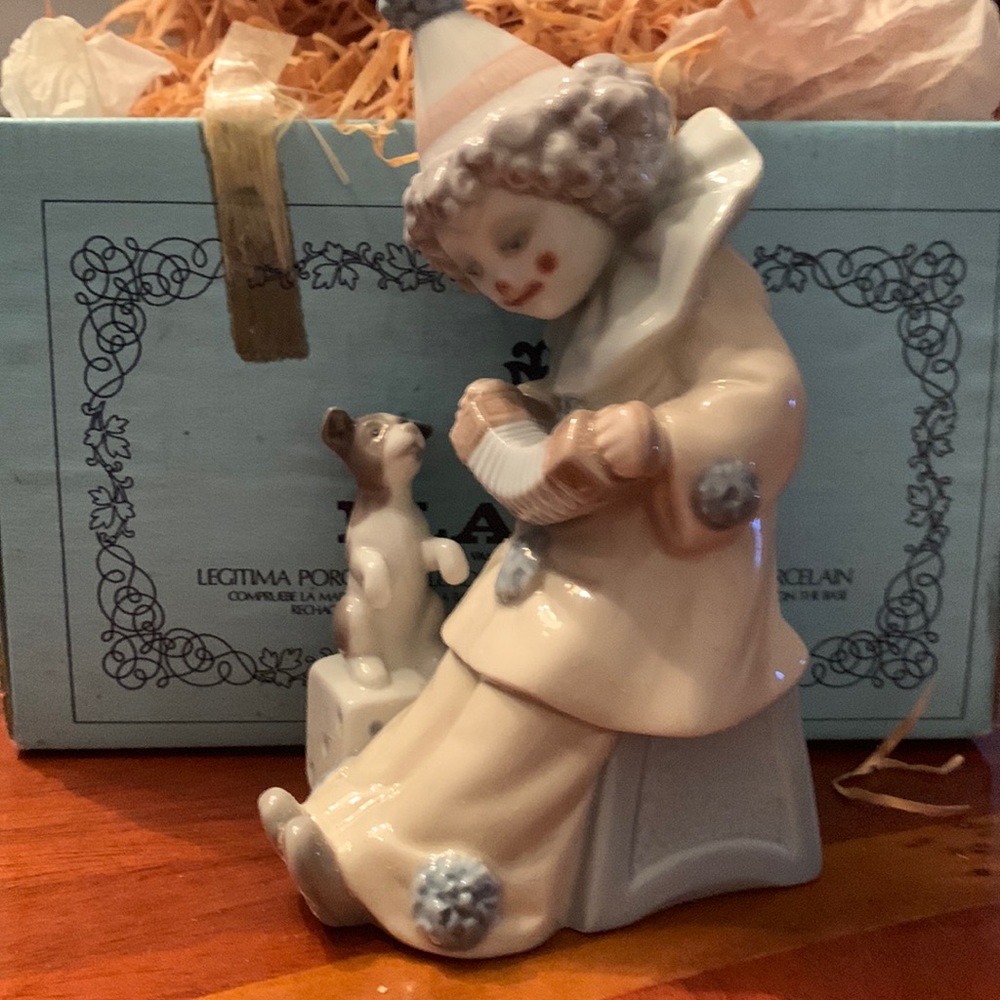 Lladro Niño Pierrot y Concertina Brillo 5.279